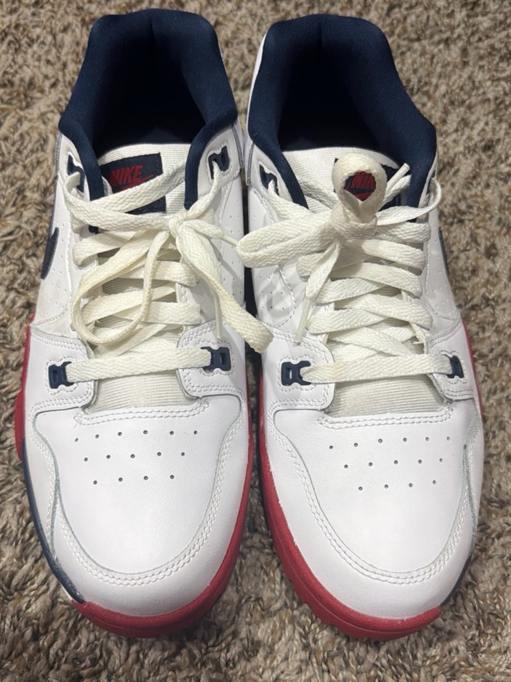 Nike Men’s White Navy Red Low-Top Sneakers - Retro Style